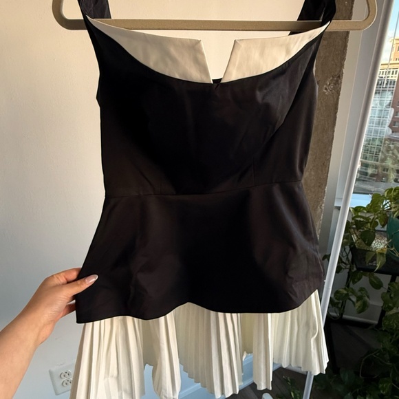 oddmuse London Exclusive Muse No. 1 - Picture 9 of 9